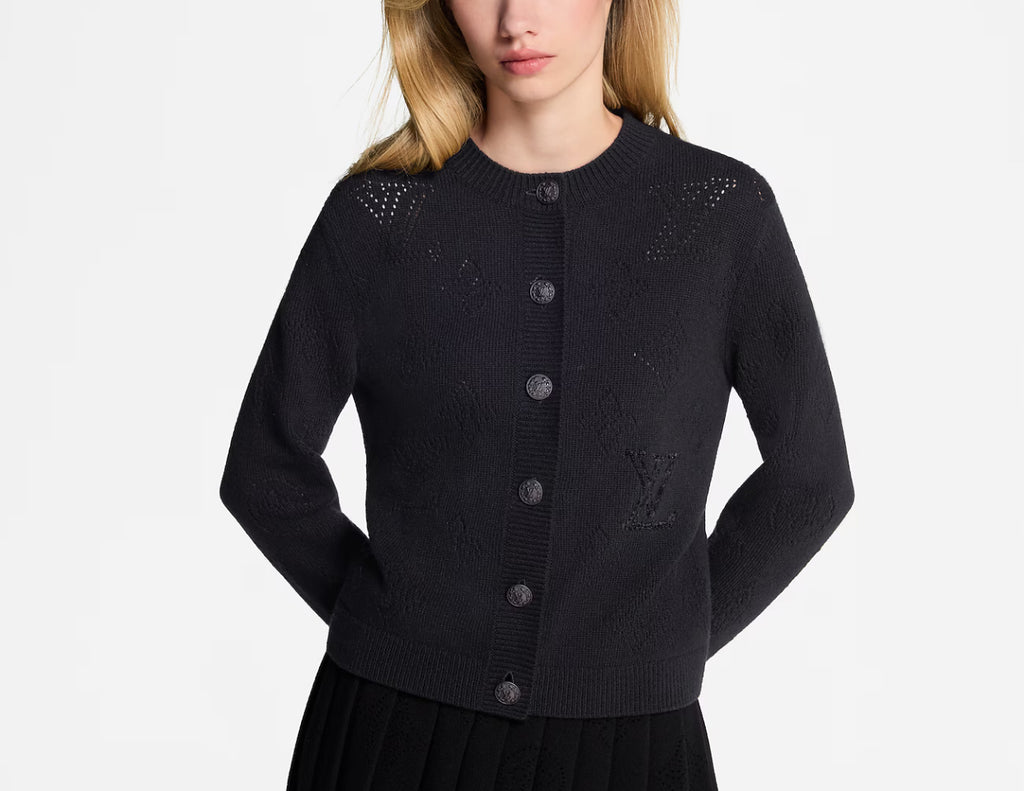 Winniemodo,Winnie modo,Louis Vuitton 1AHZ87,LV 1AHZ87,Louis Vuitton Mahina cardigan,Louis Vuitton cardigan,LV cardigan,Louis