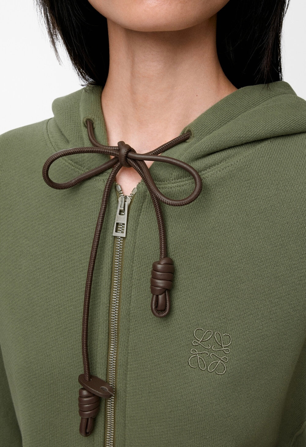 Winniemodo,Winniemodony,Loewe S359Y25X63,Loewe Flamenco hoodie,Loewe jacket green,Loewe zip up jacket,Loewe jacket women,Loew
