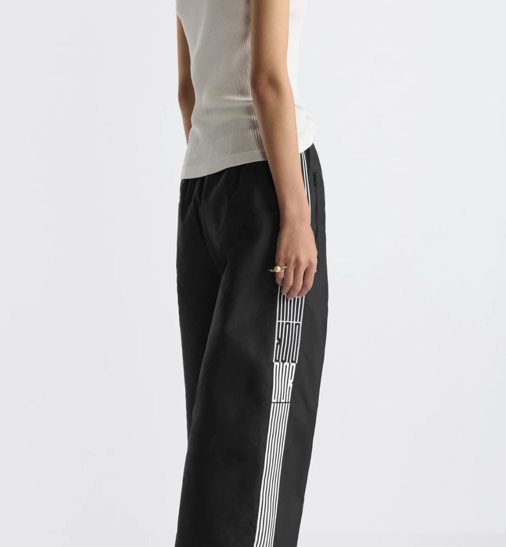 Dior 527P58S2205,Dior loose flared pants,Dior flared pants,Dior black flared pants,Dior loose pants womens,Dior womens pants