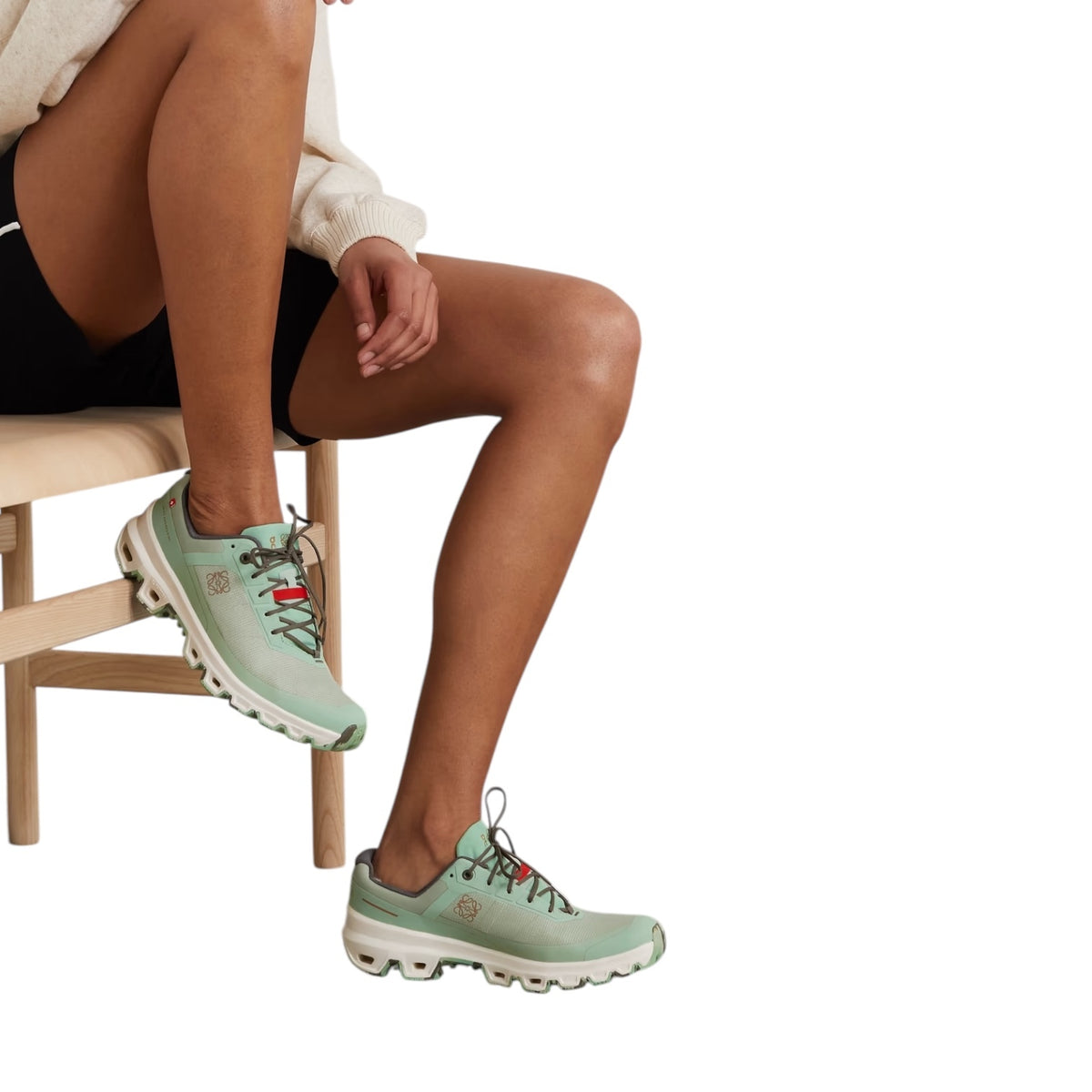 Loewe On Cloudventure sneaker,Loewe On Cloudventure running shoes,Loewe On Cloudventure green sneaker,On Cloudventure loewe g