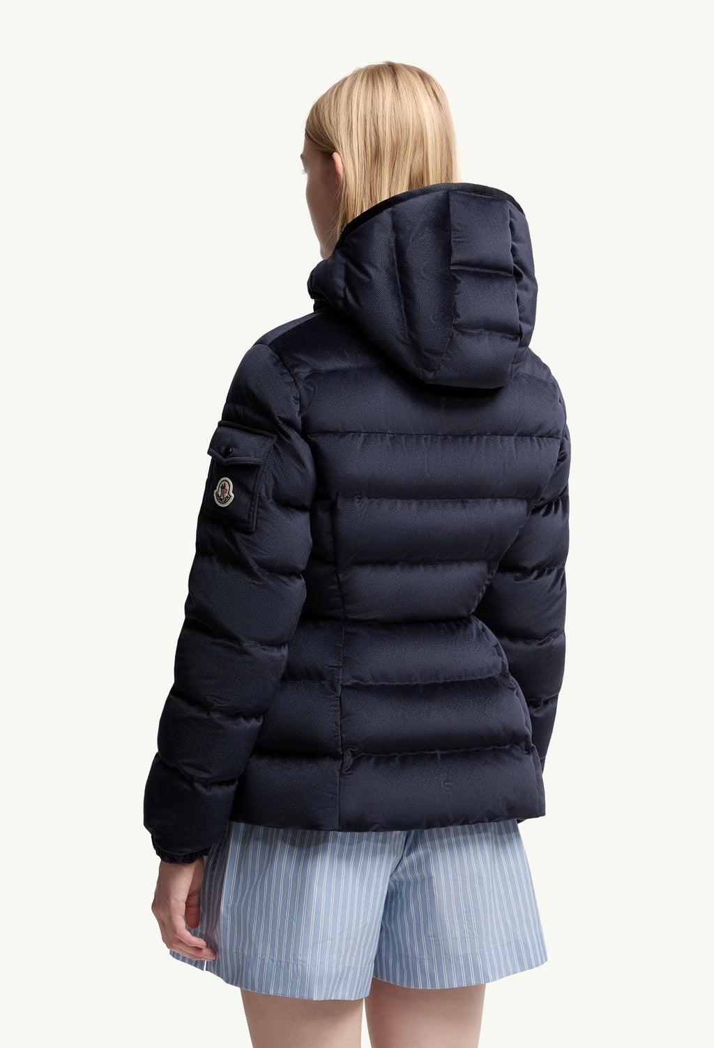 Winniemodo,Winnie modo,Moncler K20931A0008389AZT,Moncler barnate down jacket,Moncler down,Moncle down sale,Moncler down navy