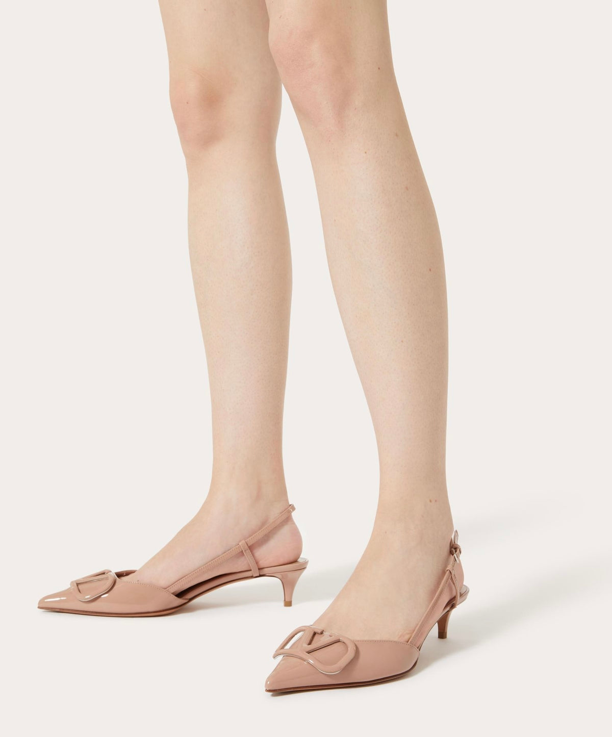 Winniemodo,Winnie modo,VALENTINO GARAVANI pumps,VALENTINO vlogo pumps,VALENTINO slingback pumps,VALENTINO vlogo slingback pum