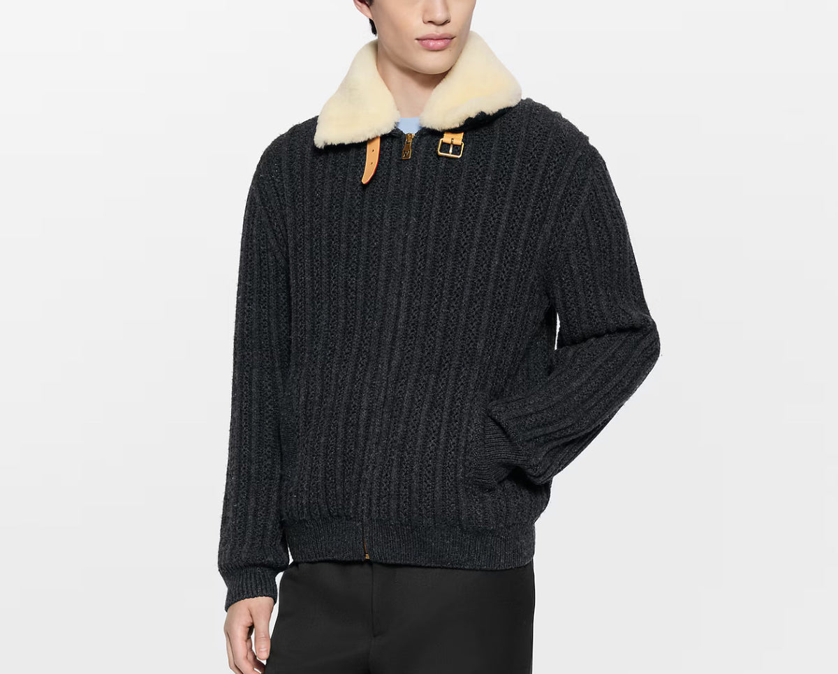 Winniemodo,Winniemodony,Louis Vuitton 1AJBU7,LV 1AJBU7,Louis Vuitton cashmere blouson,LV jacket shearling collar,Louis Vuitto