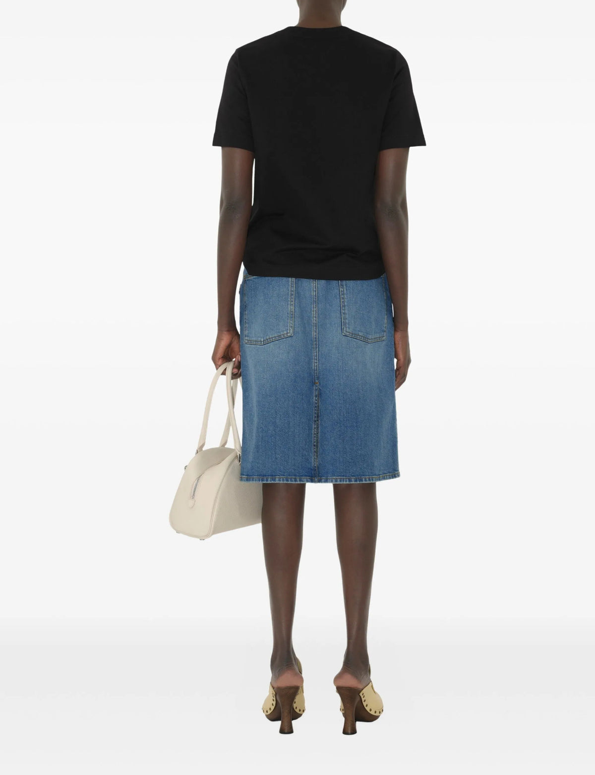 Winniemodo,Winniemodony,Burberry 8111658,Burberry t-shirt black sale,Burberry t-shirt discount,Burberry tee outlet, Discount