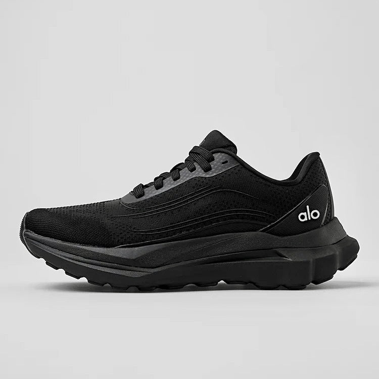 Alo Runner Black,Alo Runner,Alo sneaker black,Alo sneaker,Yoga sneaker,Alo sneaker on sale,Alo yoga sneaker black,Alo womens