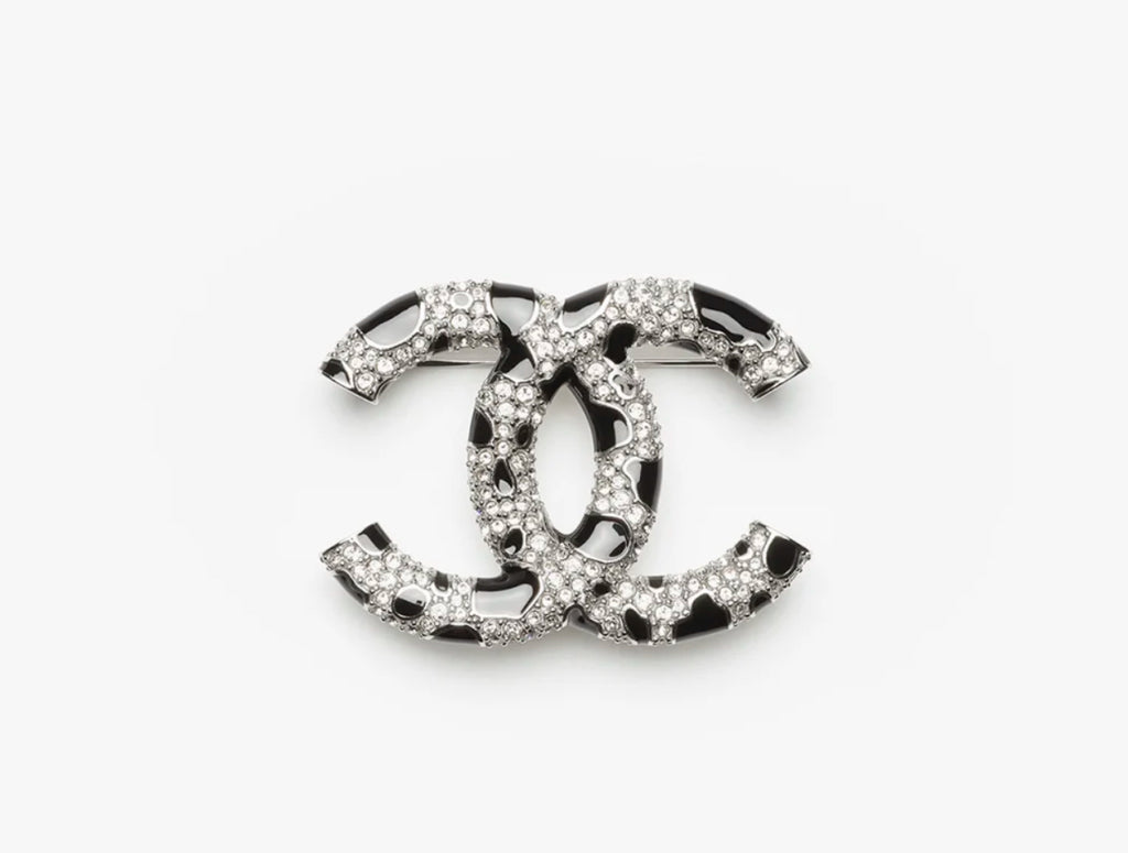 Winniemodo,Winniemodony,Chanel brooch,Chanel ABH893,Chanel brooch crystal,Chanel CC logo brooch,Chanel brooch sale,Chanel bro