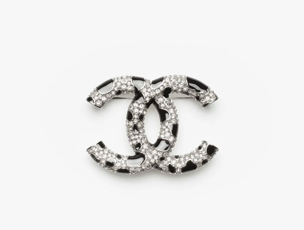 Winniemodo,Winniemodony,Chanel brooch,Chanel ABH893,Chanel brooch crystal,Chanel CC logo brooch,Chanel brooch sale,Chanel bro