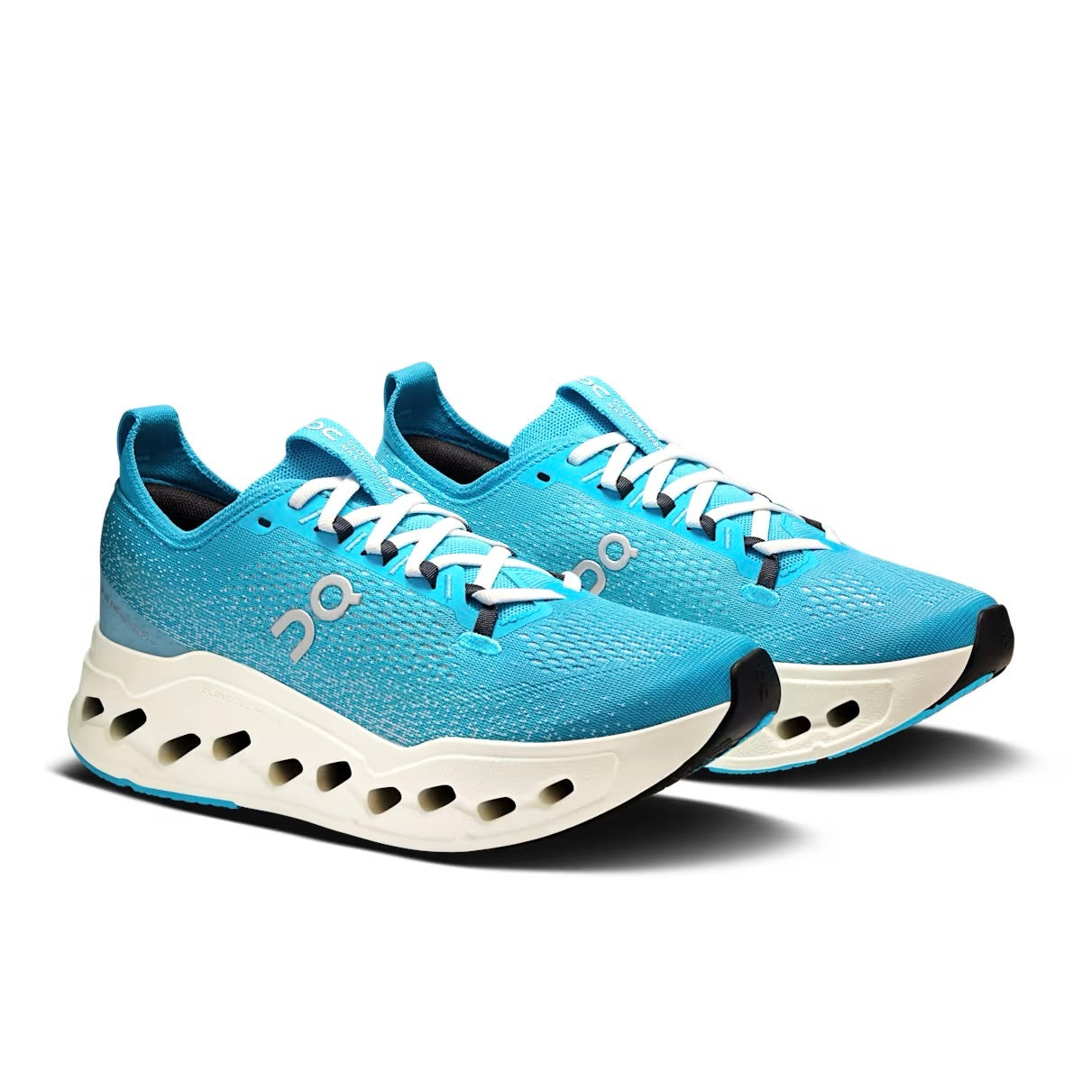 Winniemodo,Winnie modo,On Cloudsurfer Max sneaker, On Cloudsurfer Max, On Cloudsurfer Max blue,On cloud running shoes,On clou
