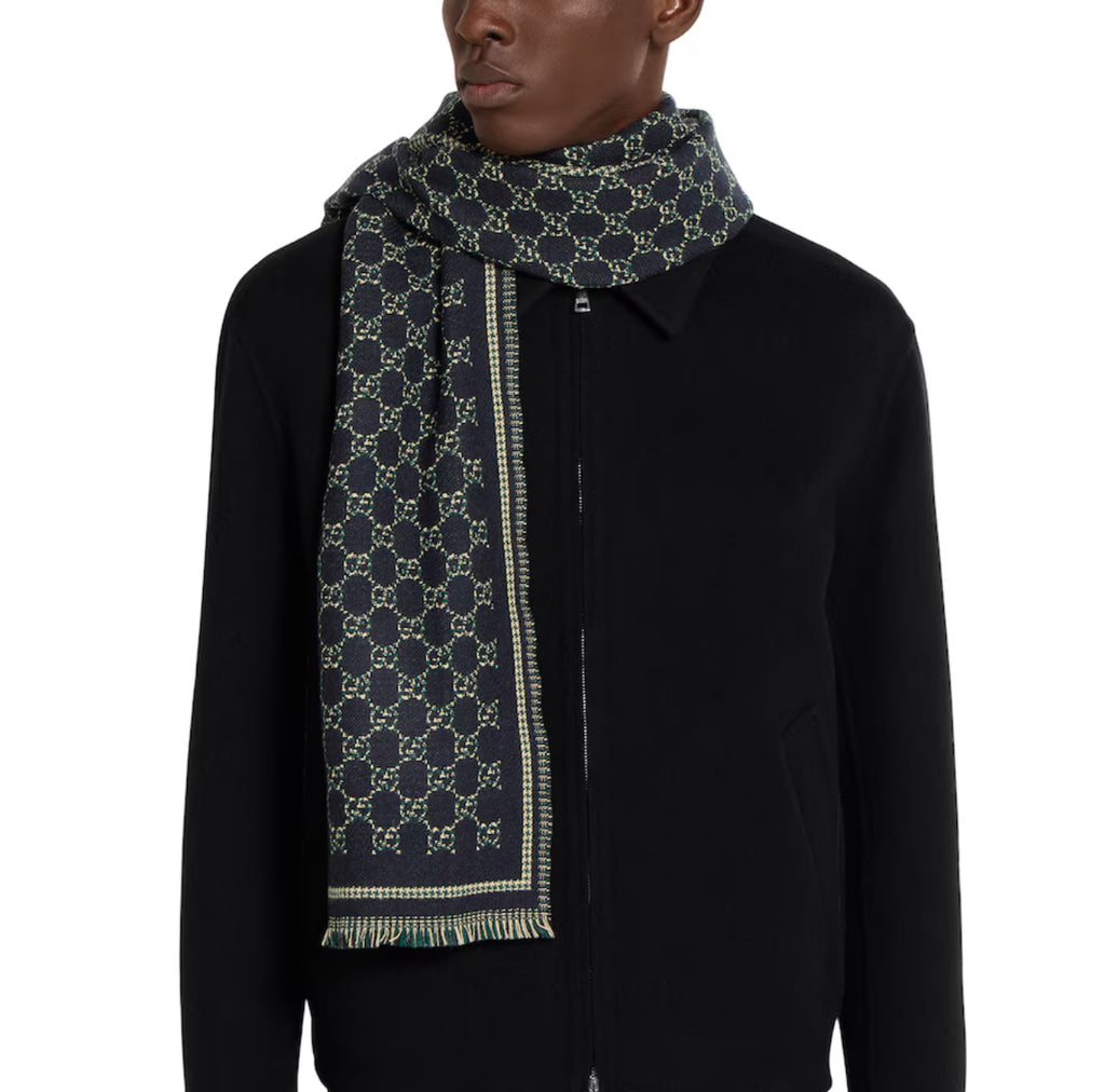 Winniemodo,Winnie modo,Gucci 836264 4G386,Gucci GG wool jacquard scarf,Gucci scarf,Gucci scarf sale,Gucci scarf black,Gucci s