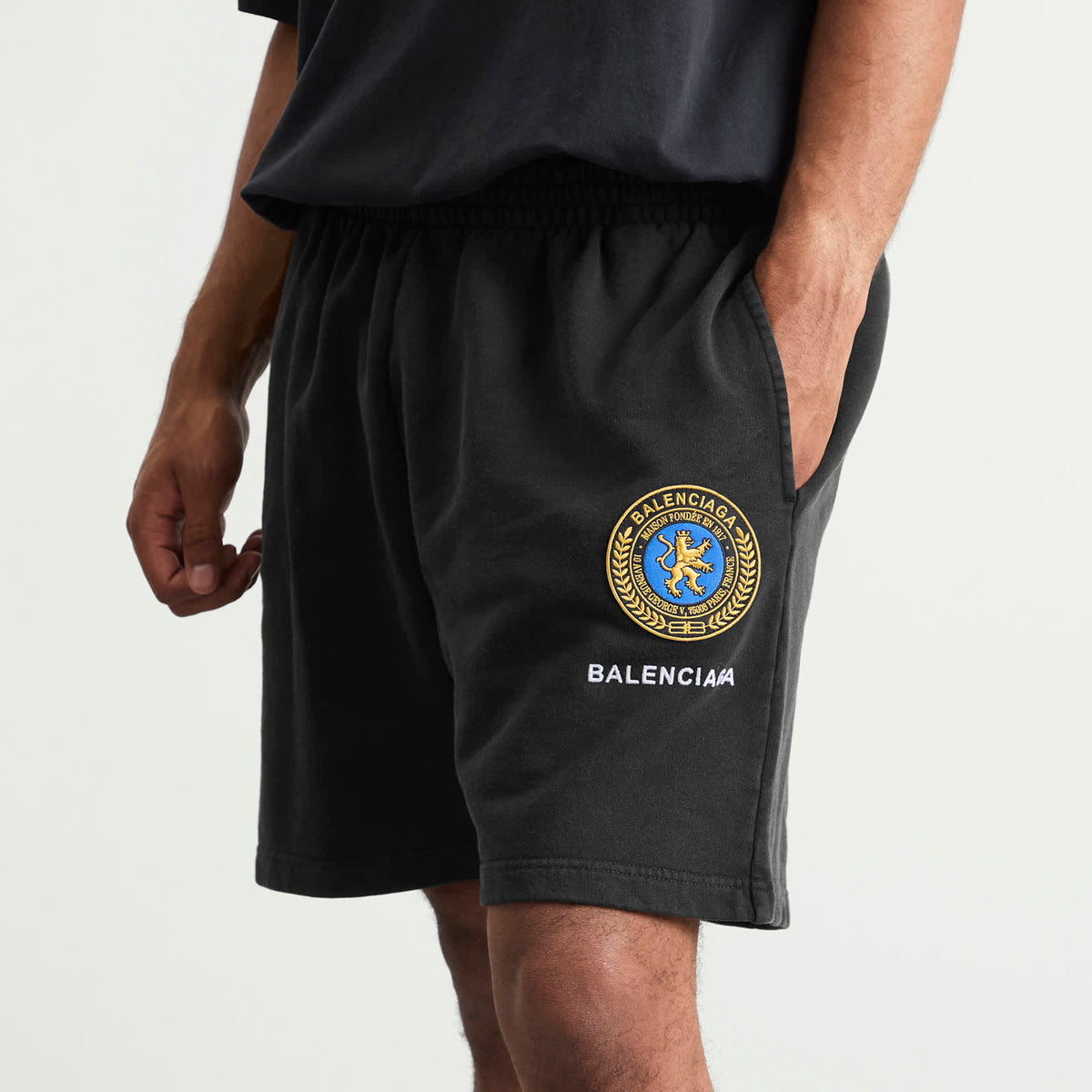 Balenciaga 826385TSVH3,Balenciaga uniform merch dry molleton shorts,Balenciaga uniform merch shorts,Balenciaga shorts black,B