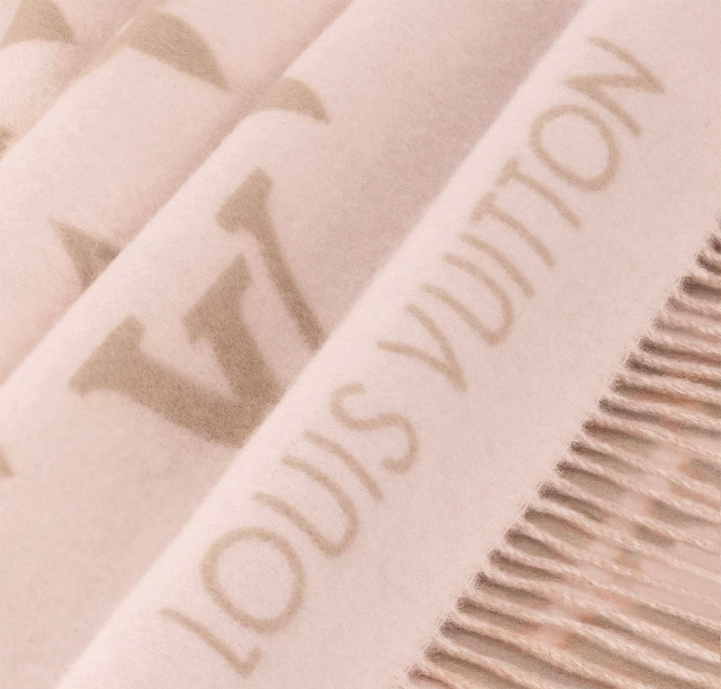 Winniemodo,Winniemodony,Louis Vuitton M78908,LV M78908,Louis Vuitton Reykjavik scarf beige,LV Reykjavik scarf sale,Louis Vuit