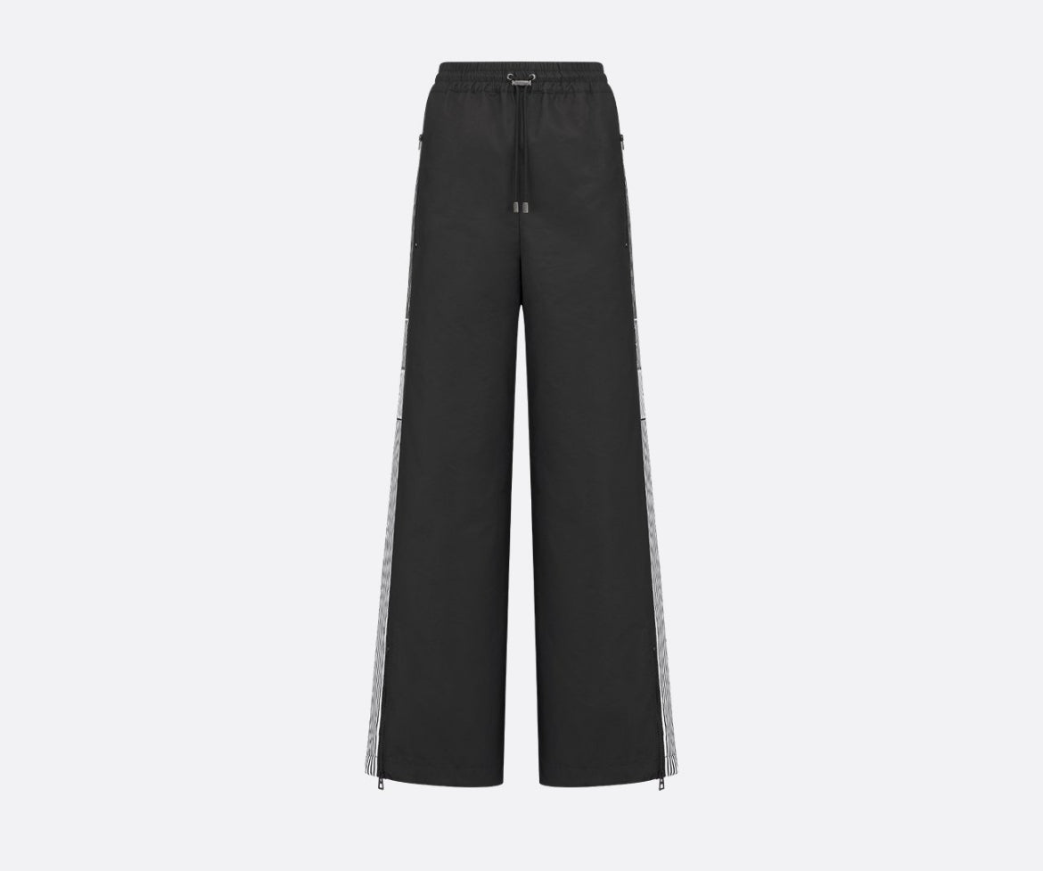 Dior 527P58S2205,Dior loose flared pants,Dior flared pants,Dior black flared pants,Dior loose pants womens,Dior womens pants