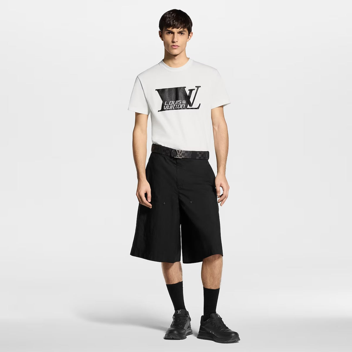 Winniemodo,Winniemodony,Louis Vuitton 1AJRD9,LV 1AJRD9,Louis Vuitton T-shirt sale,LV t-shirt sale,designer clothes websites,b