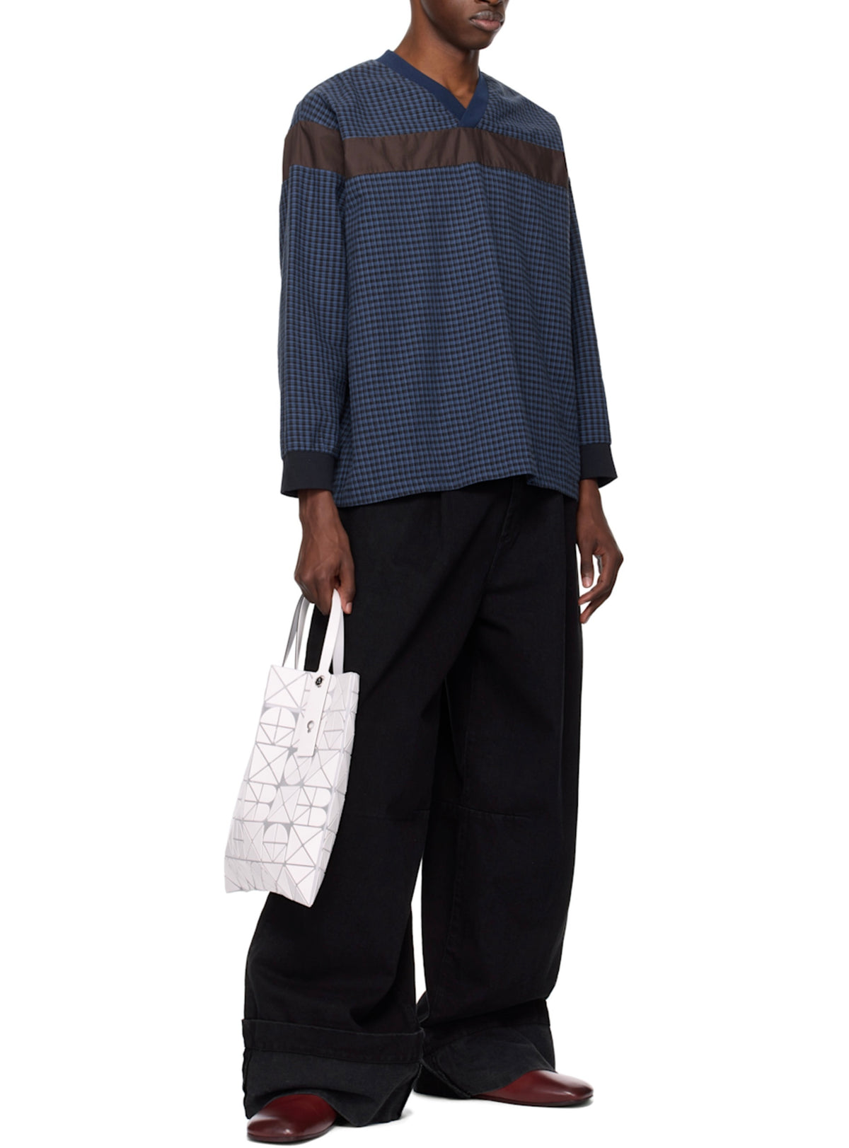 Issey miyake 252730M172012, BAO BAO ISSEY MIYAKE white Font Tote,ISSEY MIYAKE white Font Tote,BAO BAO white Tote,Issey miyake