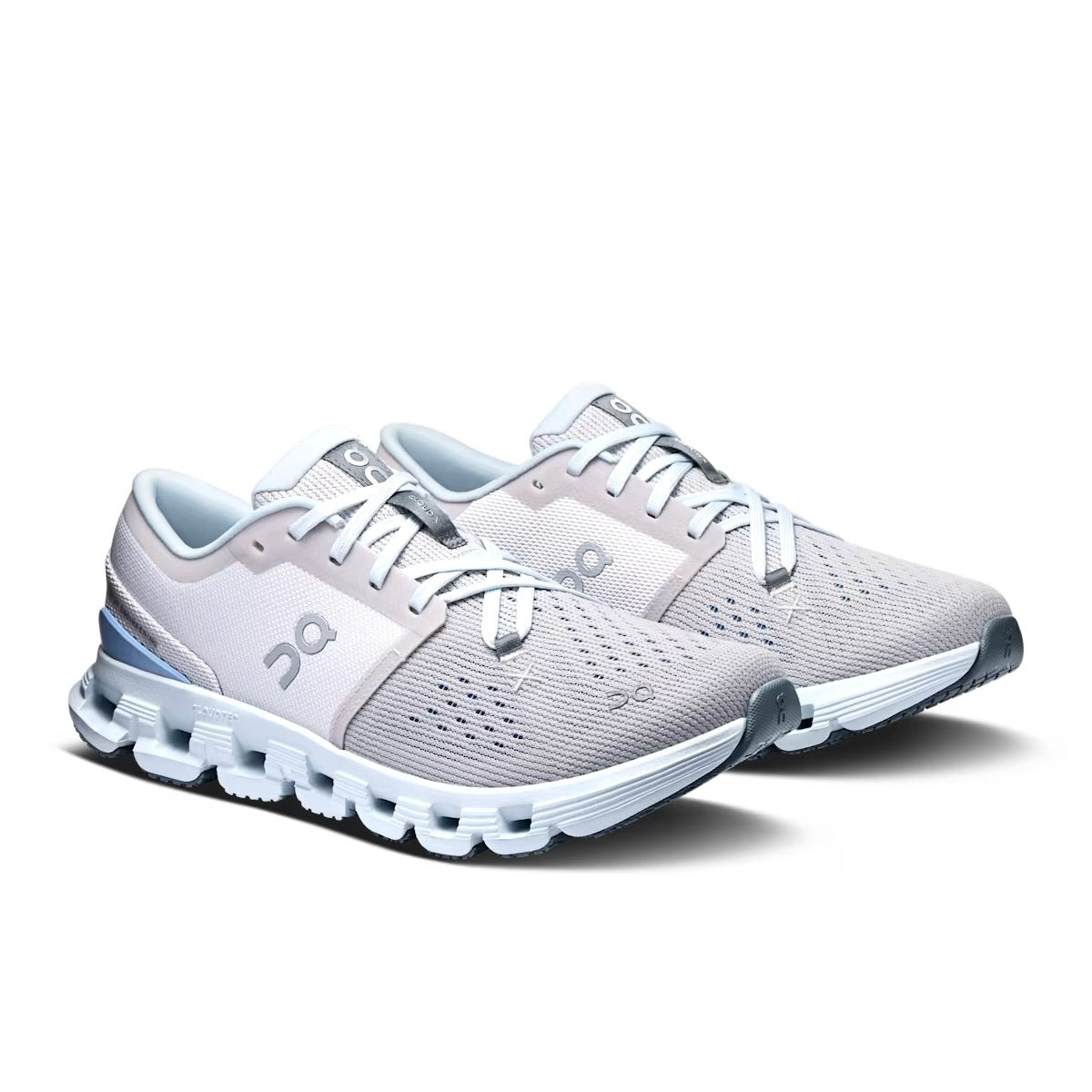 Winniemodo,Winnie modo,On Cloud X 4 Sneaker,On Cloud X 4 running shoes,On cloud x 4 grey,On cloud X 4 sale,On cloud x 4 mens,