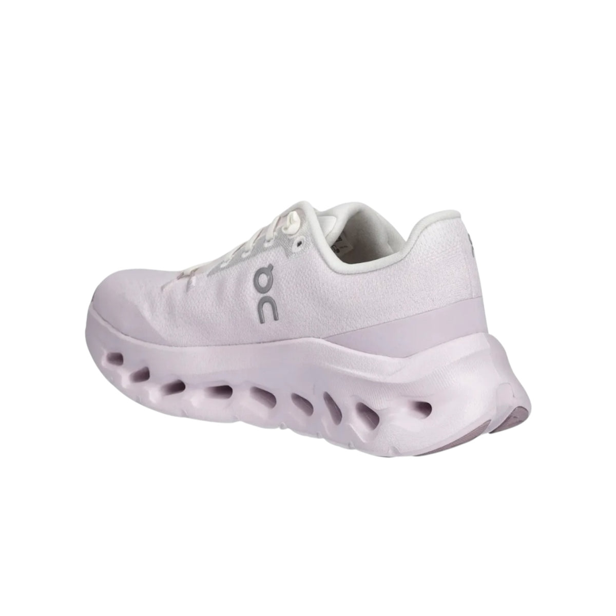 Winniemodo,Winnie modo,On Cloudtilt sneaker,On Cloudtilt sneaker sale,On Cloudtilt,On Cloudtilt white,On cloud sneaker,On clo