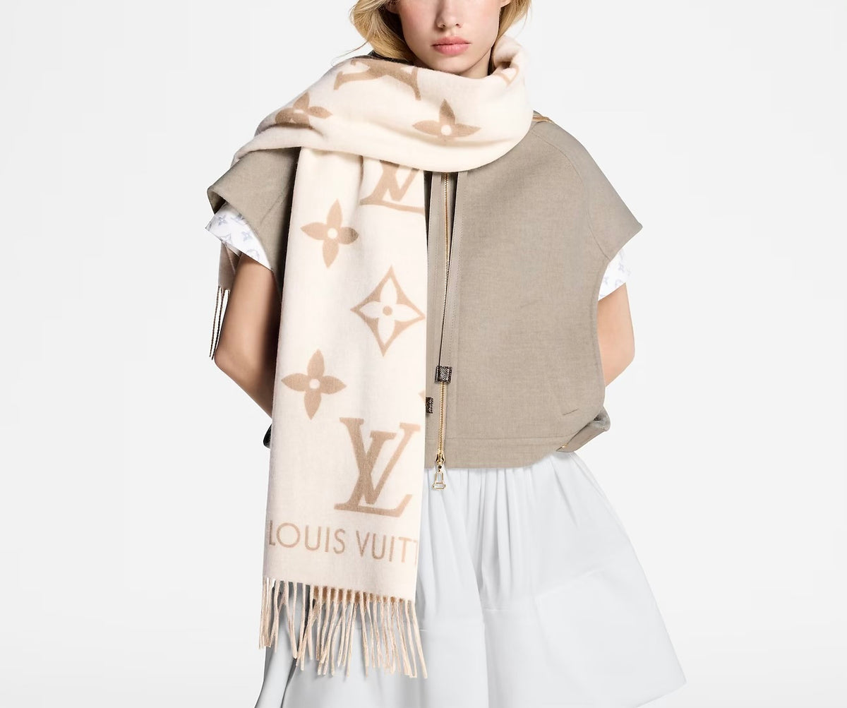 Winniemodo,Winniemodony,Louis Vuitton M78123,LV M78123,Louis Vuitton Reykjavik scarf beige,LV Reykjavik scarf sale,Louis Vuit