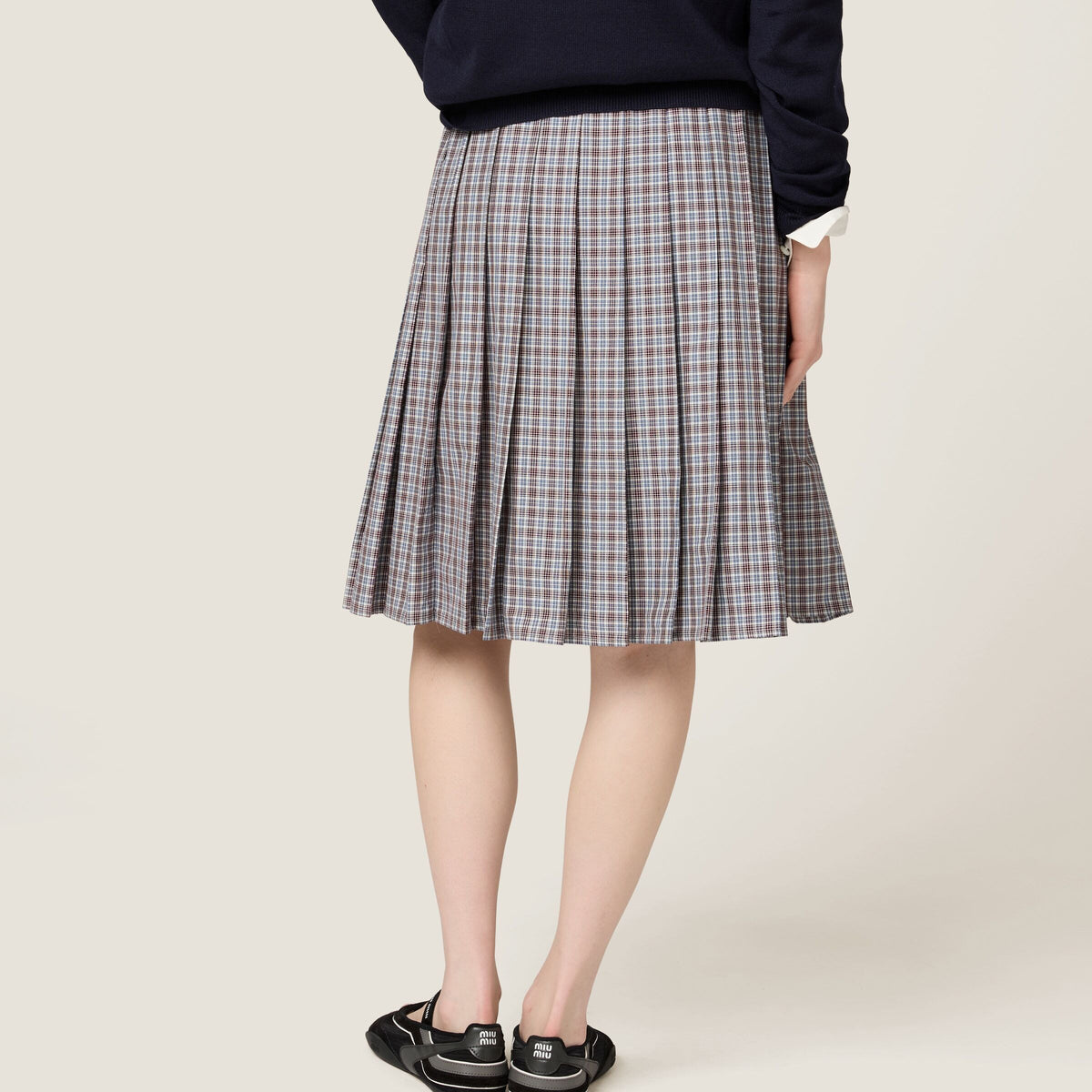 MIU MIU MG2467SOOO17LX,Miu Miu pleated check skirt,MIU MIU checkered skirt,MIU MIU burgundy checkered skirt,MIU MIU skirt,Miu