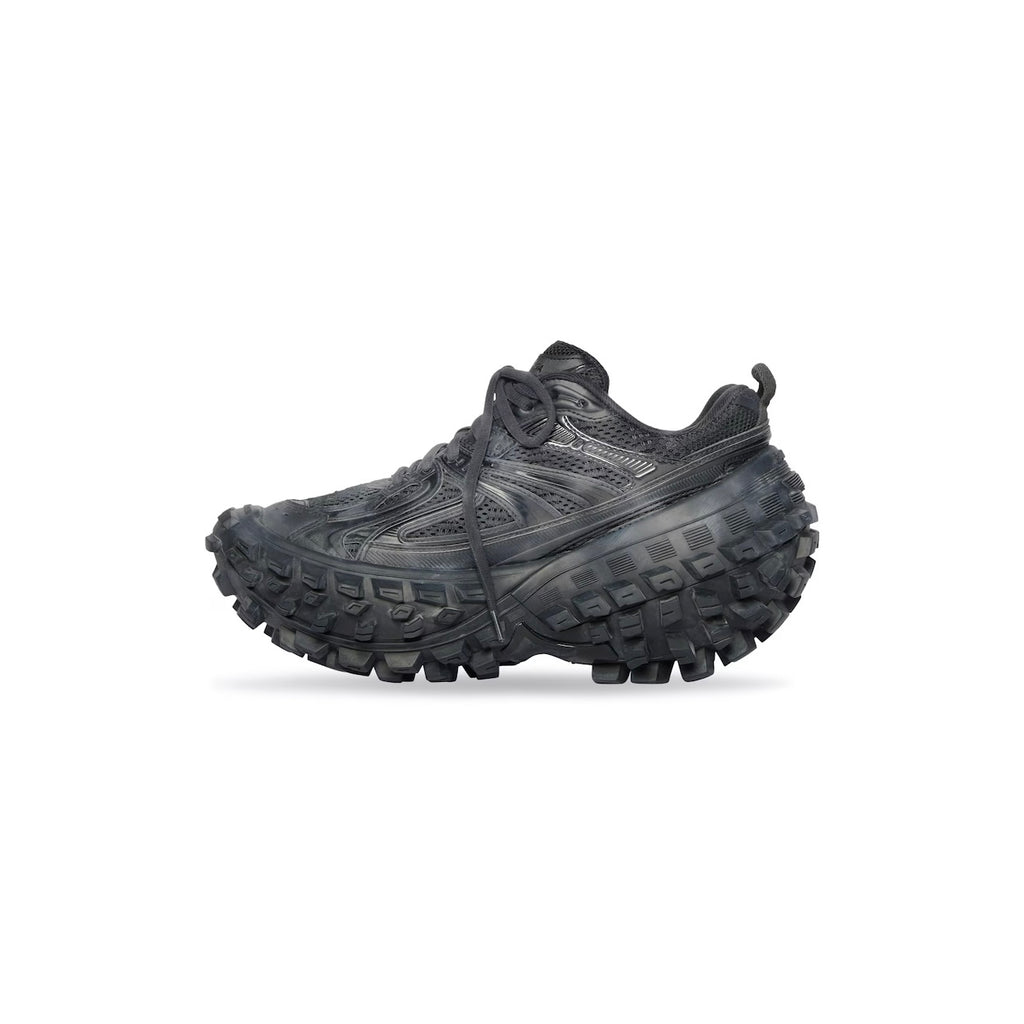 Winniemodo,Balenciaga 685613W2RA6,Balenciaga Men’s Bouncer Sneaker In Black,Balenciaga Bouncer Sneaker,Balenciaga bouncer sne
