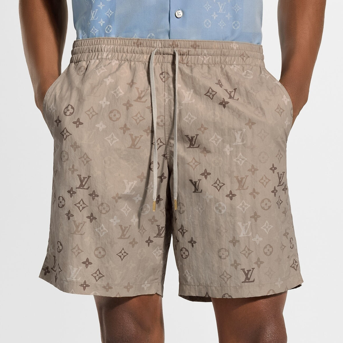 Winniemodo,WinnieModony,Louis Vuitton 1AK7D1,LV shorts men,Louis Vuitton shorts grey,LV swim shorts sale,Louis Vuitton swim s