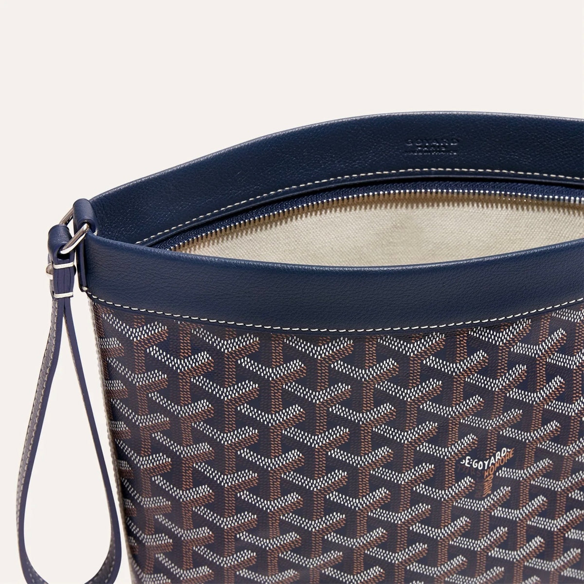 Winniemodo,Winniemodony,Goyard Conti Pouch navy blue,Goyard pouch navy,Goyard pouch sale,Goyard clutch blue,Goyard clutch sal