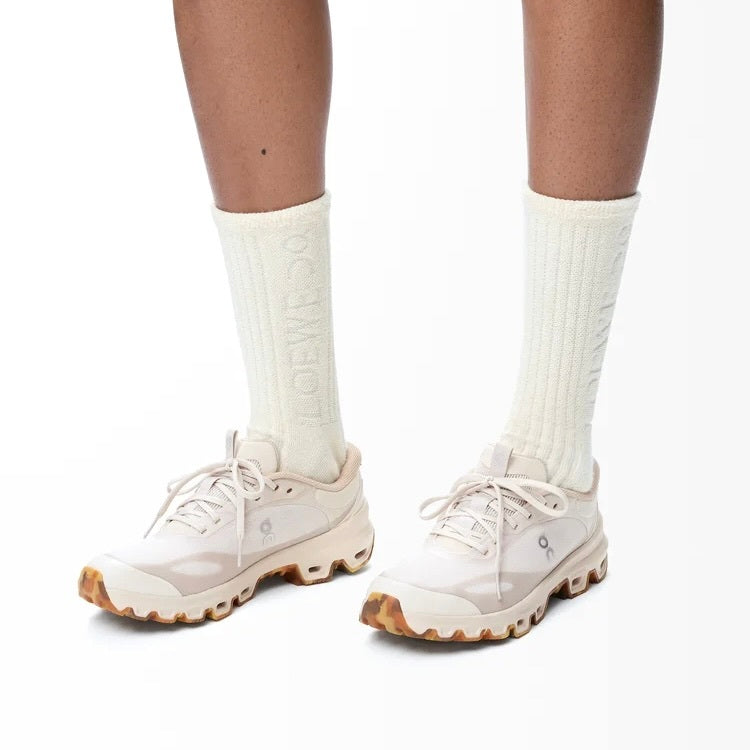 Loewe IDM929282,Loewe Cloudventure 2.0 sneaker sand, Loewe Cloudventure 2.0 sneaker,On Cloudventure Loewe 2.0,Loewe Cloudvent
