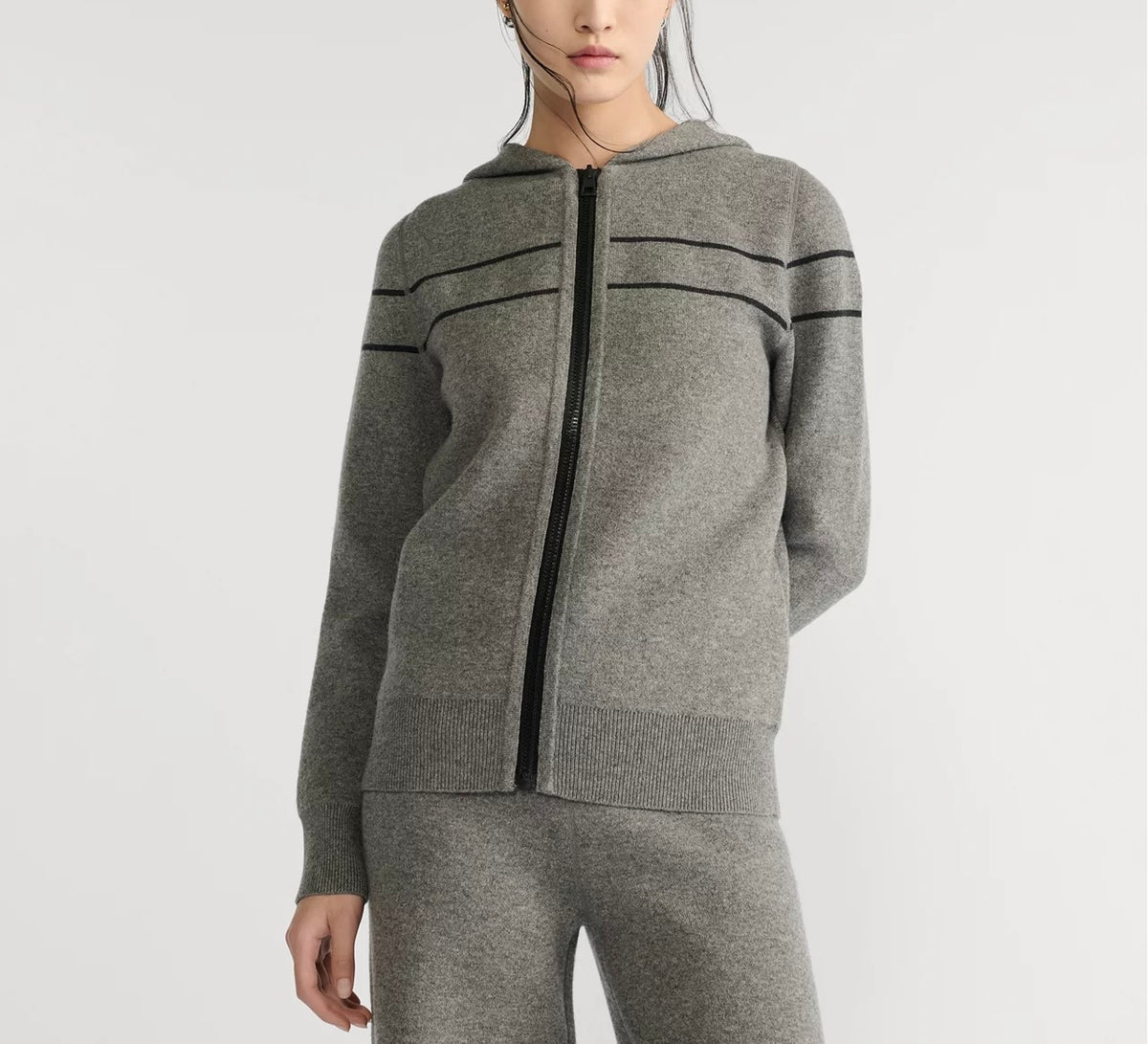 Winniemodo,Winnie modo,Dior 544G12A0551,Dior reversible hooded cardigan,Dior reversible cardigan,Dior reversible cardigan gre