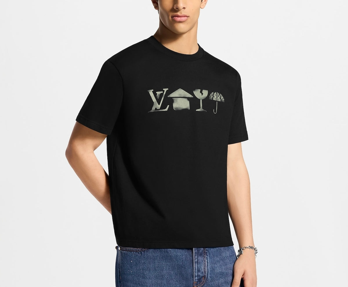 Winniemodo,Winniemodony,Louis Vuitton 1AKOS1,Louis Vuitton t-shirt sale,LV tee discount,LV tee outlet,LV t-shirt black,Luxury
