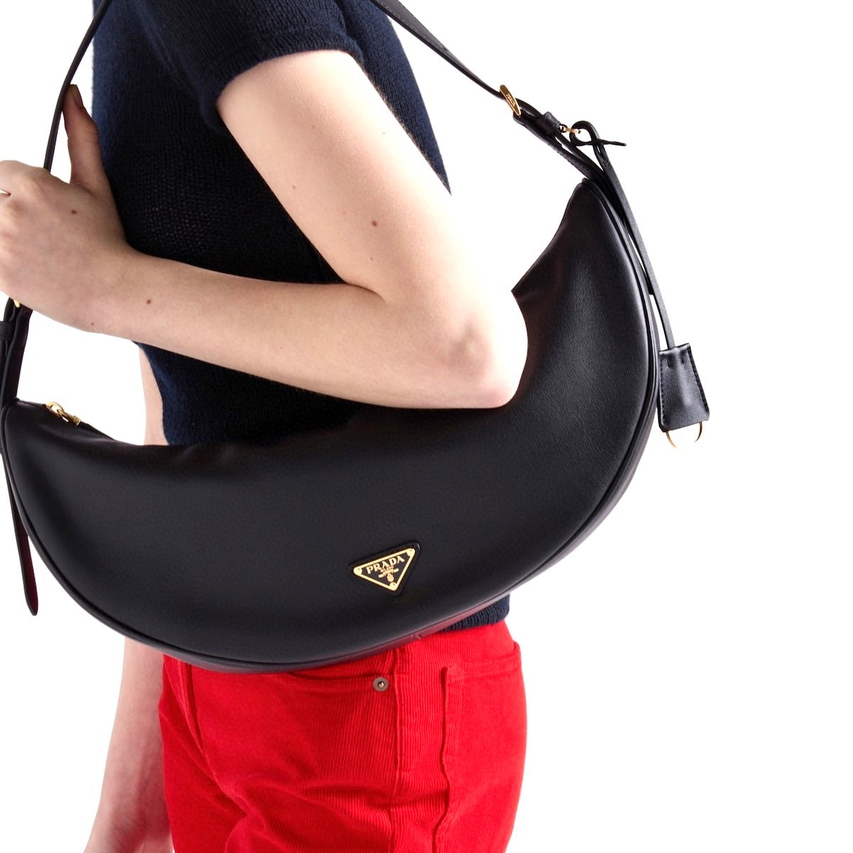 Prada P01079973,Prada Demi-Lune Large leather shoulder bag,Prada Demi-Lune black shoulder bag,Prada black shoulder bag,Prada