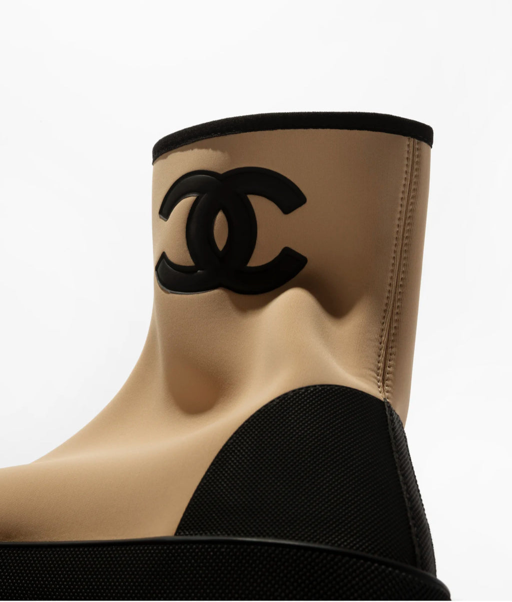Chanel coco beach short boots