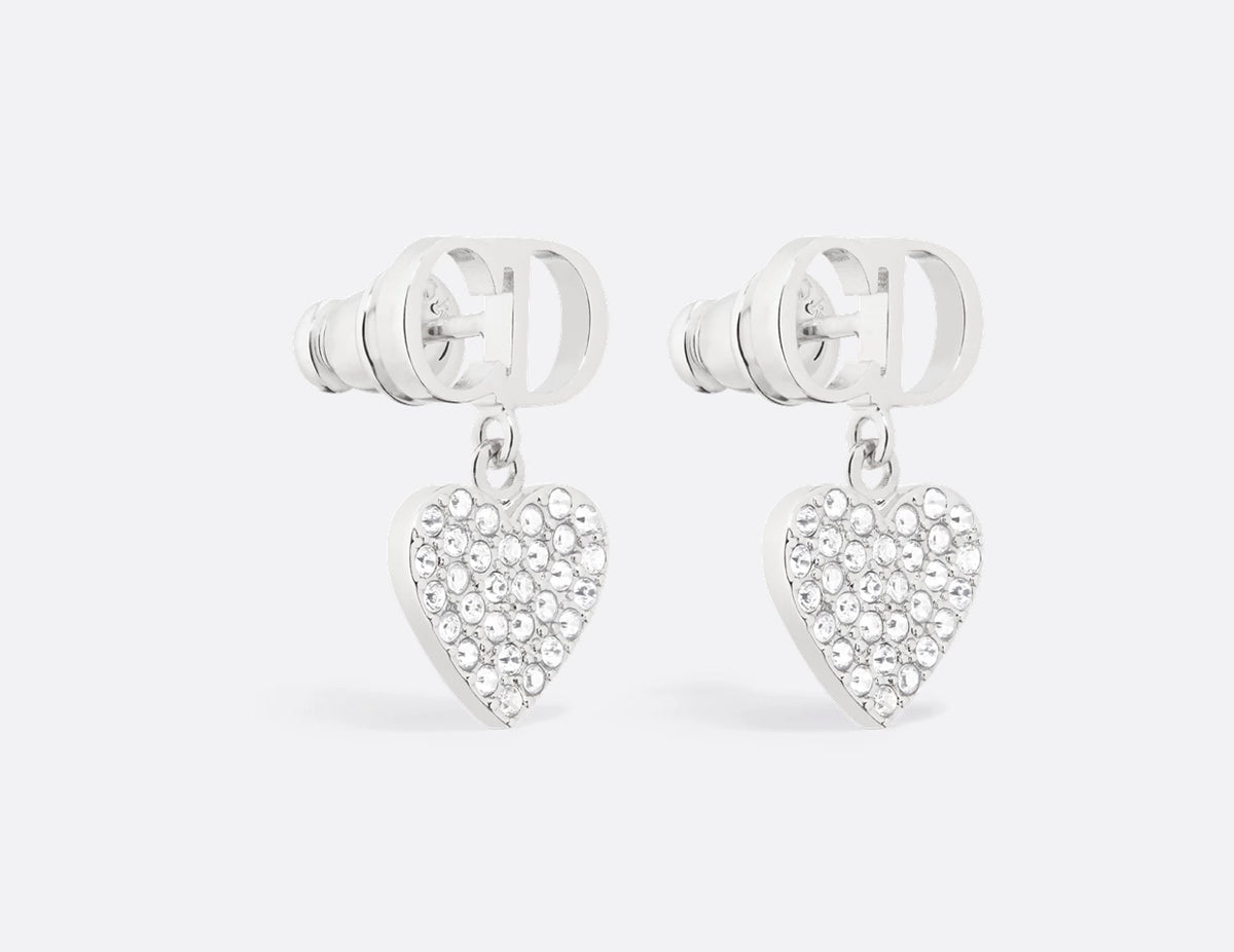 Winniemodo,Winnie modo,Dior clair D lune earrings,Dior cd logo earrings,Dior earrings,Dior earrings sale,Dior earrings hearts