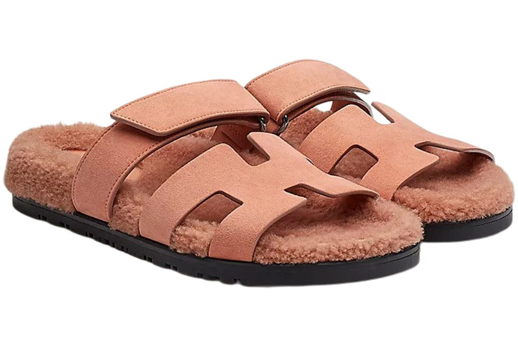 Winniemodo,Winnie modo,Hermes FR212170Z,Hermes Chypre sandal,Hermes Chypre fur,Hermes Chypre sandal sale,Hermes sandal,Hermes