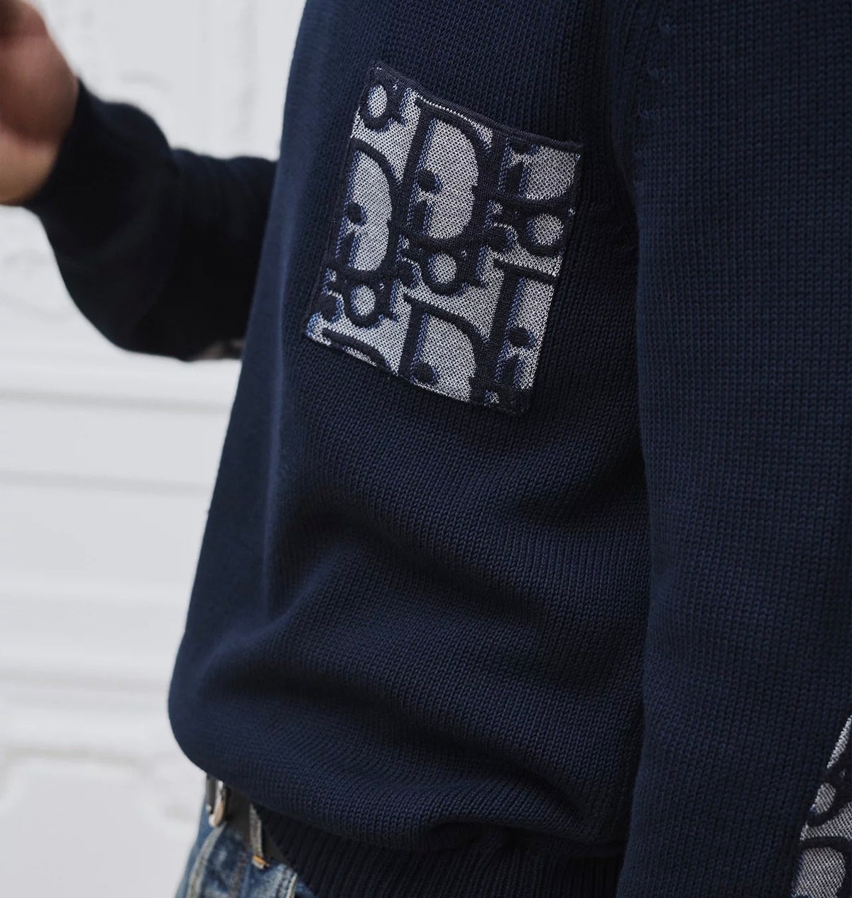 Winniemodo,Winniemdony,Dior 683M677A7045,Dior oblique sweater,Dior knit sweater navy,Dior knit sweater sale,Dior knit sweater