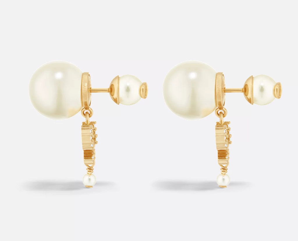 Dior tribales earrings,Dior pearls bow earrings,Dior pearls bow charms earrings,Dior pearls earrings,Dior cd pearls earrings,