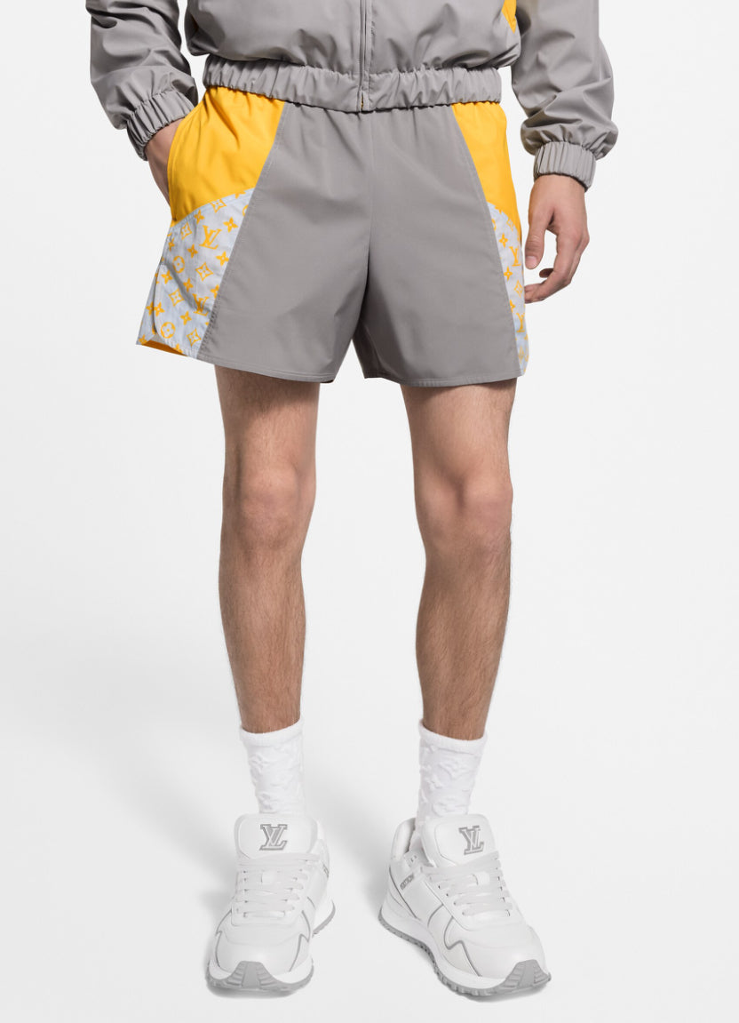 Louis Vuitton 1AHVQR,LV 1AHVQR,Louis Vuitton monogram track shorts,LV monogram track shorts,Louis Vuitton grey shorts,LV grey