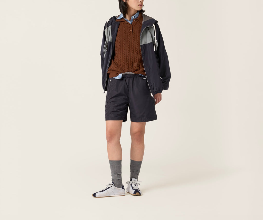 MIU MIU MP1880121GF0008SOOO,MIU MIU shorts,MIU MIU shorts 2025,MIU MIU navy shorts,MIU MIU navy shorts on sale,MIU MIU navy s