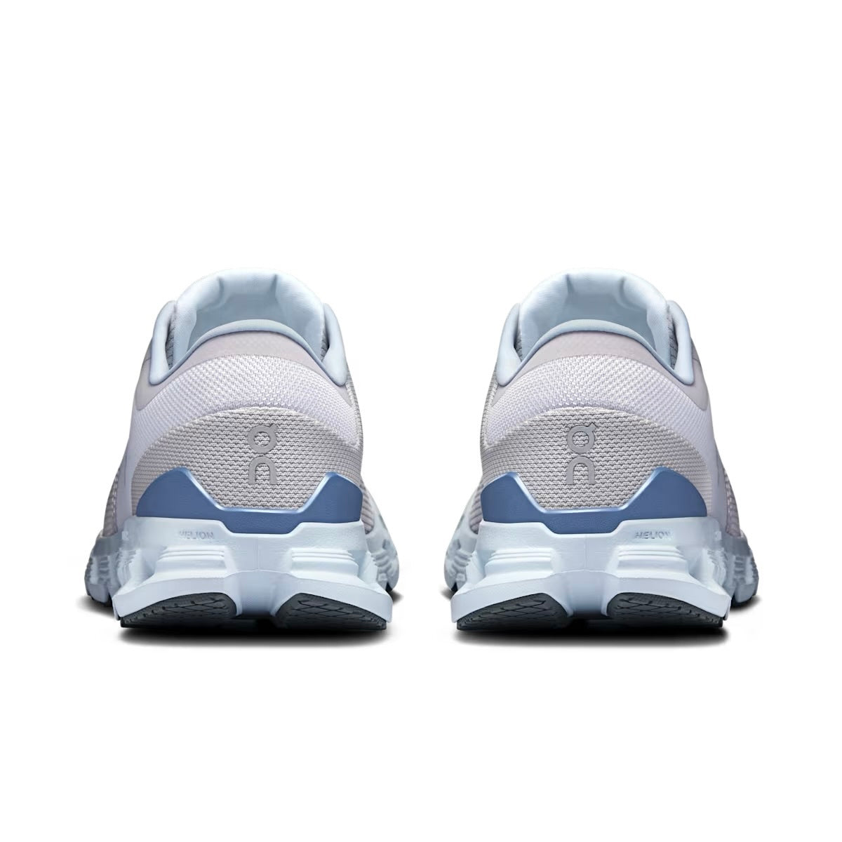 Winniemodo,Winnie modo,On Cloud X 4 Sneaker,On Cloud X 4 running shoes,On cloud x 4 grey,On cloud X 4 sale,On cloud x 4 mens,