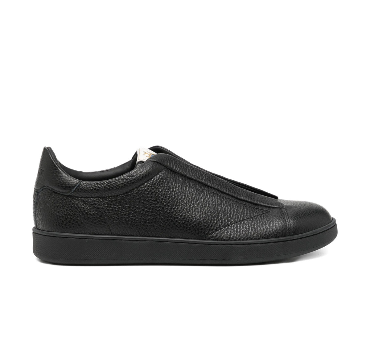 Winniemodo,Winniemodony,Bally sneaker black,Bally sneaker discount,luxury shoes,designer footwear,premium sneaker,high-end sn
