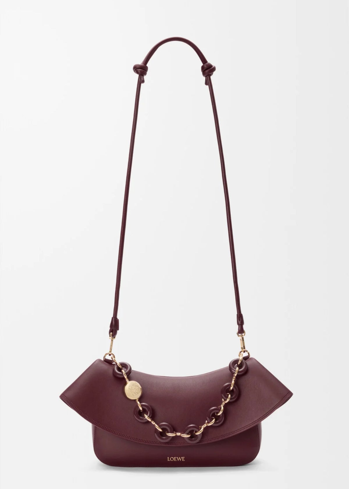 Winniemodo,Winnie modo,Loewe AP22P22X07,Loewe medium ola bag,Loewe bag,Loewe bag sale,Loewe ola bag,Loewe bag burgundy,Loewe
