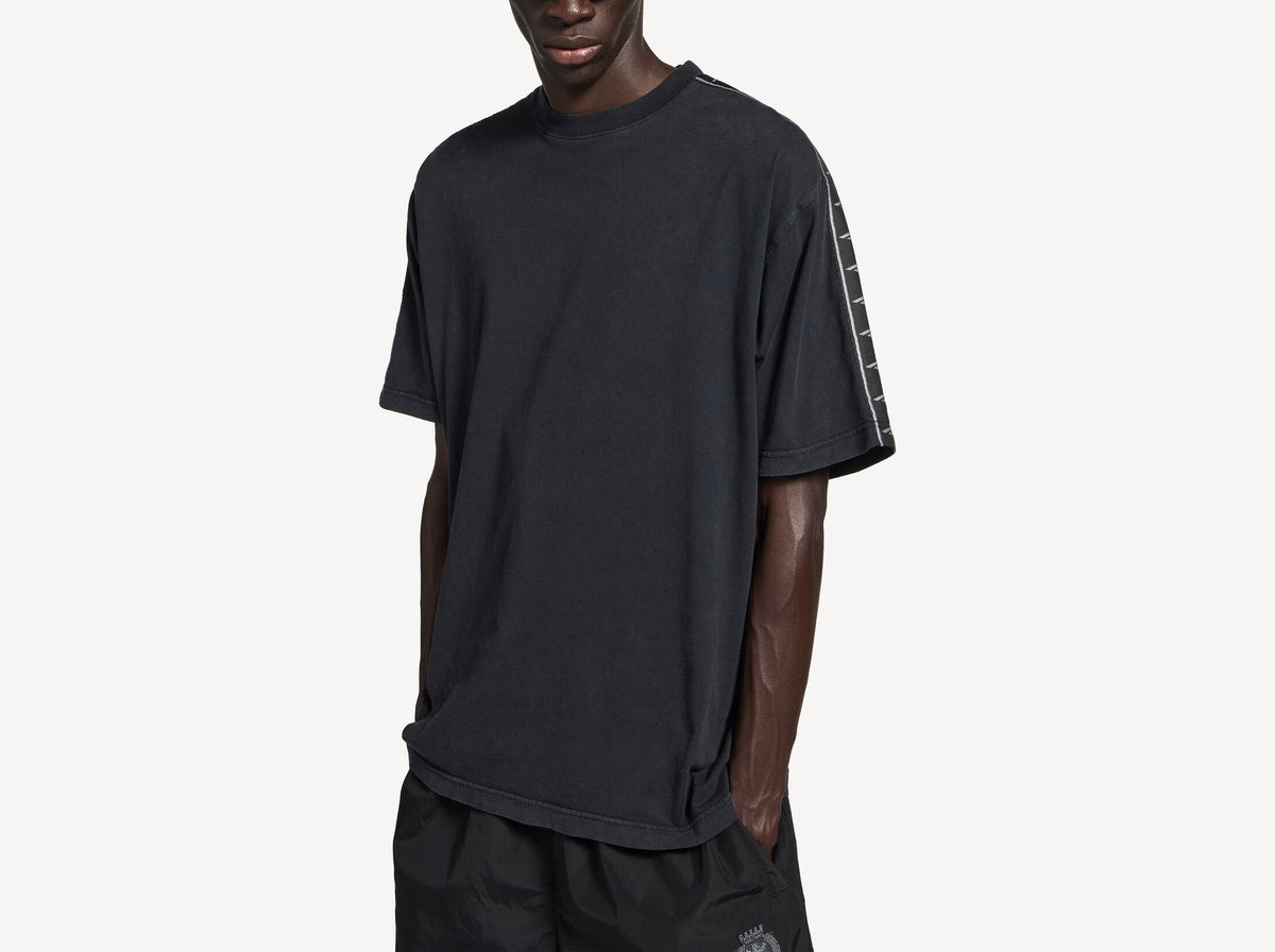 Winniemodo,Winniemodony,Balenciaga 764235,Balenciaga tee,Balenciaga men tee sale,Balenciaga tee outlet,Balenciaga men tee dis