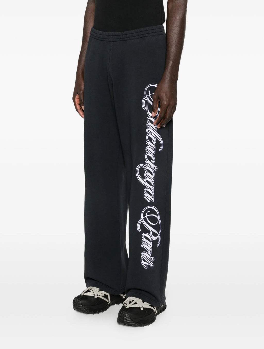 Winniemodo,Winniemodony,Balenciaga pants,Balenciaga 846917,Balenciaga track pant,Balenciaga pants authenticity,Balenciaga pan