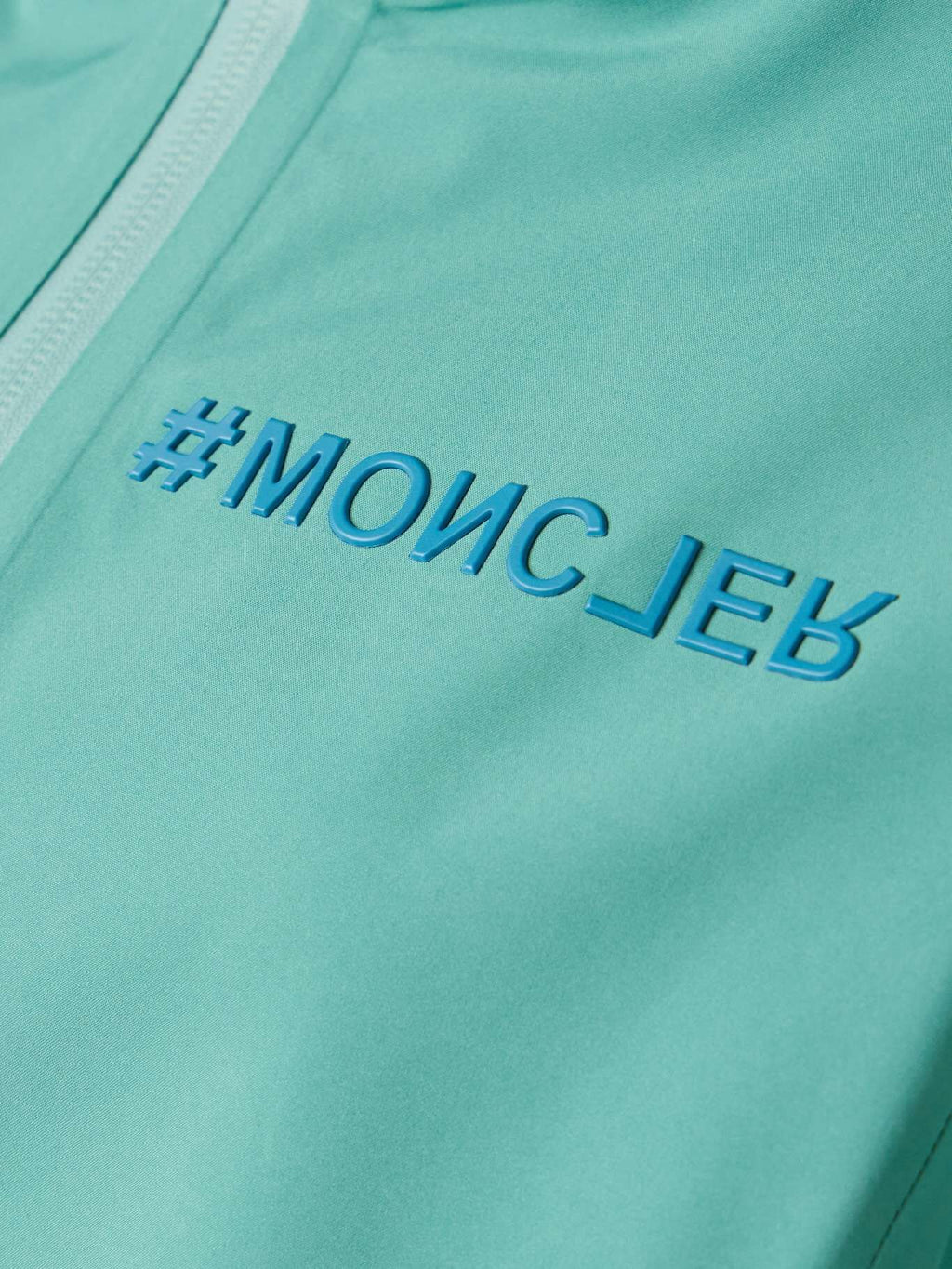 Winniemodo,Winnie modo,Moncler Grenoble Gore-Tex jacket,Moncler Gore Tex jacket,Moncler Gore Tex jacket green,Moncler jacket,