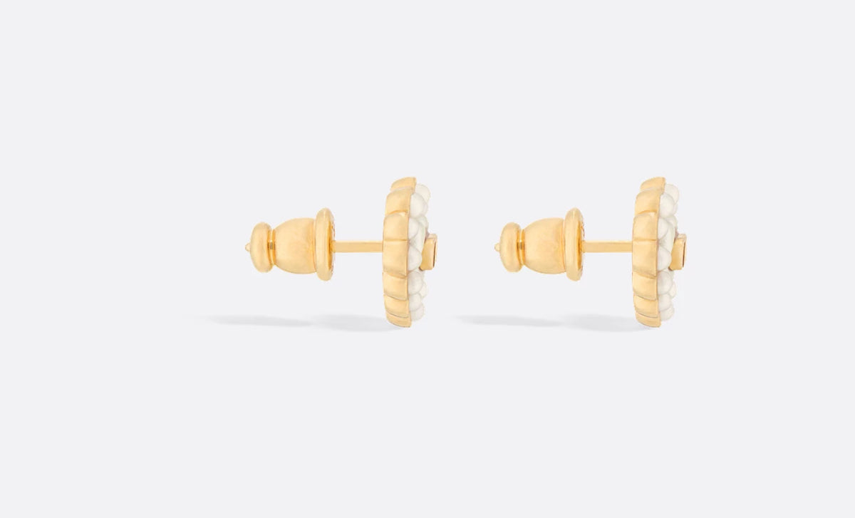 Winniemodo,Winnie modo,Dior petit CD baroque stud earrings,Dior hearts earrings,Dior hearts earrings pearls,Dior pearls earri