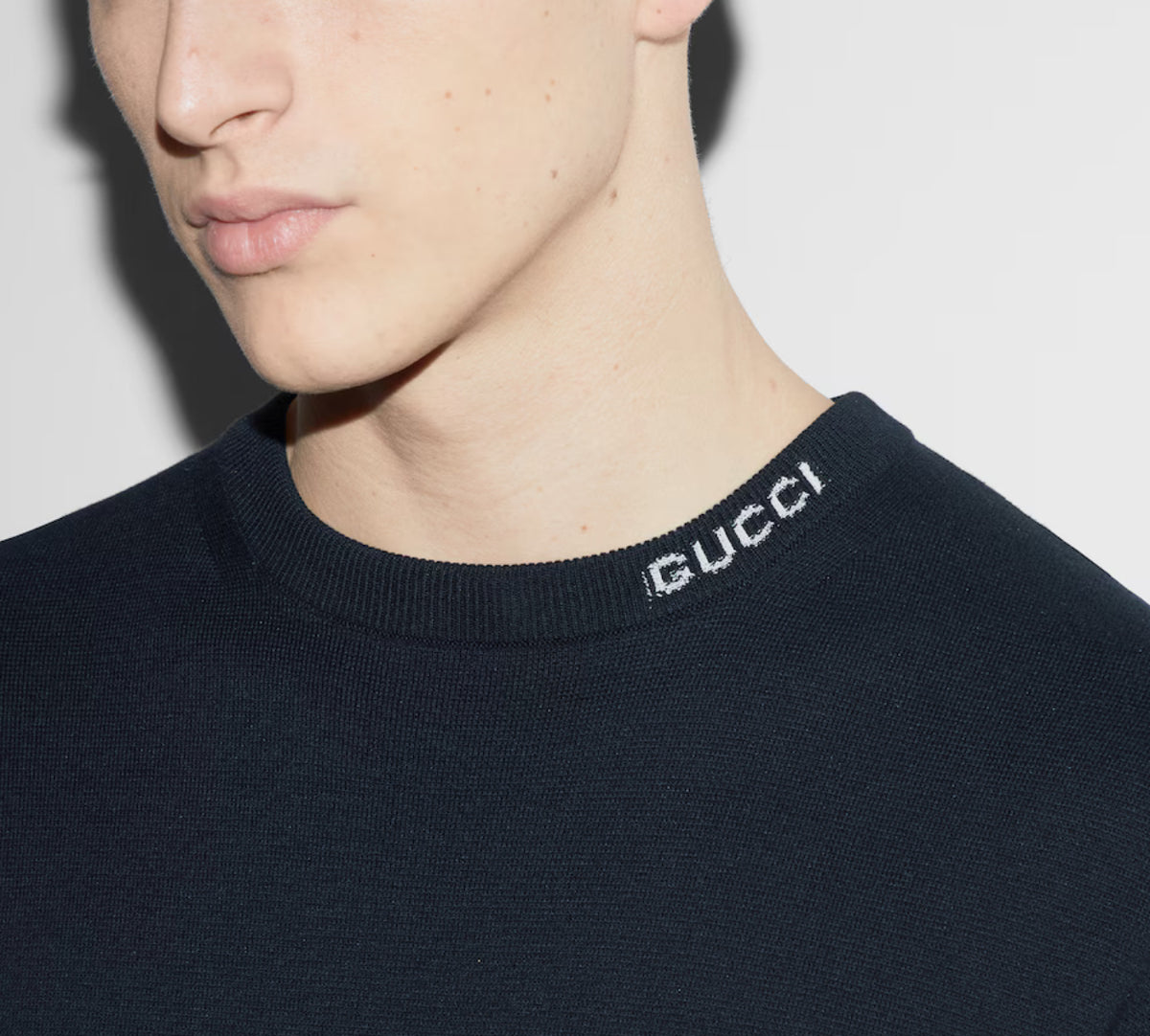 Winniemodo,Winniemodony,Gucci 787736 XKD2A,Gucci T-shirt,Gucci t-shirt navy,Gucci t-shirt men,Gucci t-shirt sale men,High fas