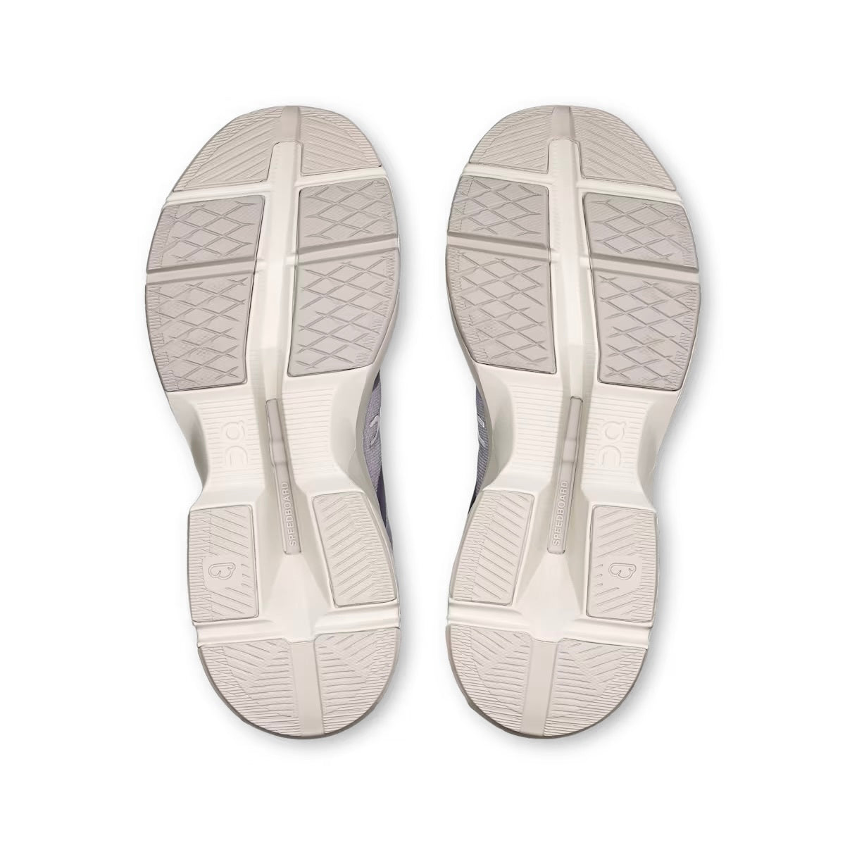 Winniemodo,Winnie modo,On Cloudpulse Sneaker,On Cloudpulse running shoes,On cloud sneaker,On cloud running,On cloud running s