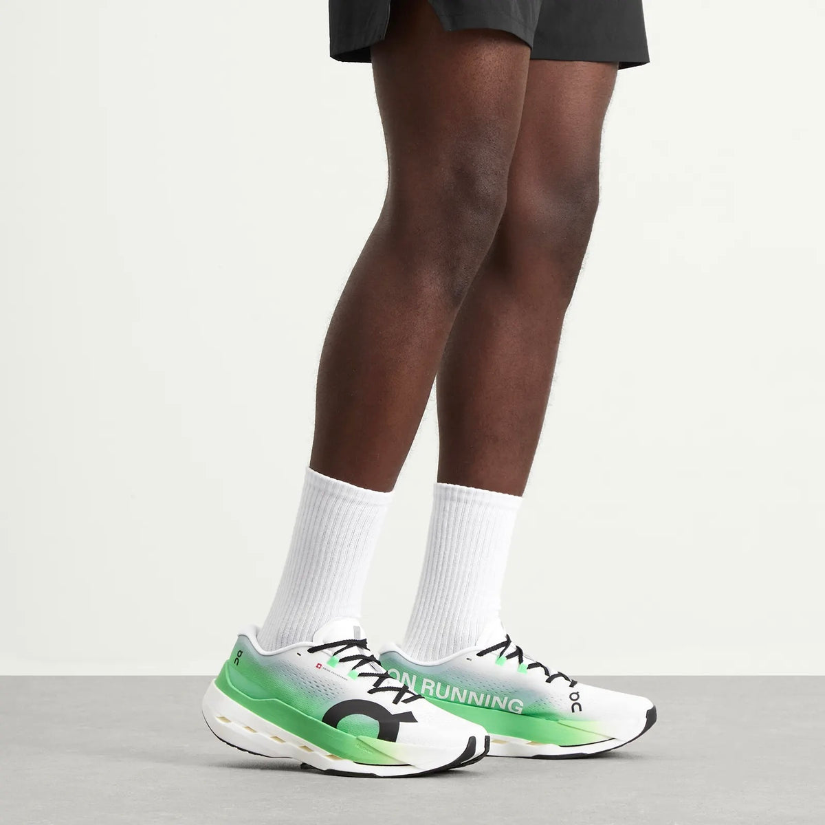 Winniemodo,Winnie modo,On Cloud Cloudboom Max sneaker,On Cloud Cloudboom Max,On cloud sneaker,On cloud sneaker sale,On cloud