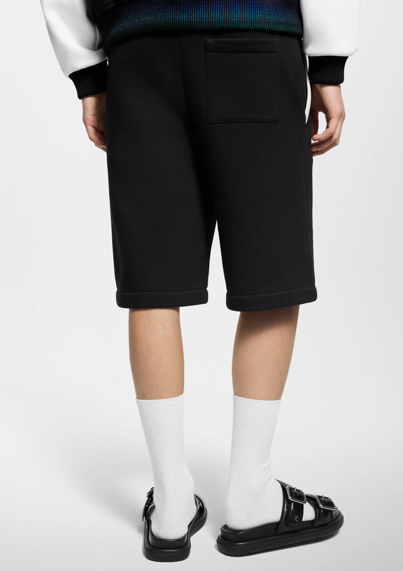 Louis Vuitton 1AGTRE,LV 1AGTRE,Louis Vuitton mens shorts,Louis Vuitton mens black shorts,Louis Vuitton mens shorts 2025,LV me