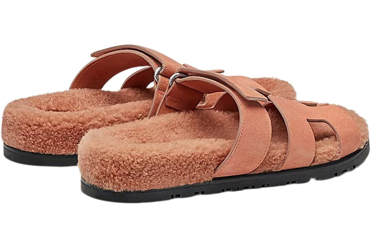 Winniemodo,Winnie modo,Hermes FR212170Z,Hermes Chypre sandal,Hermes Chypre fur,Hermes Chypre sandal sale,Hermes sandal,Hermes