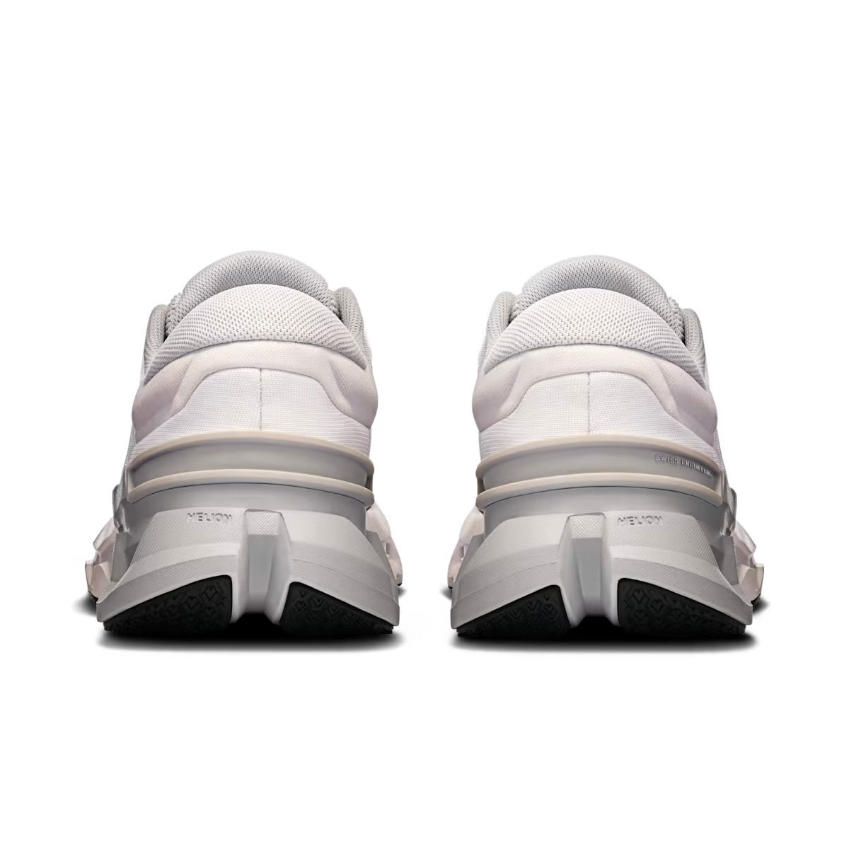 Winniemodo,Winnie modo,On Cloudflyer 5 sneaker,On Cloudflyer 5,On Cloudflyer 5 white,On cloud sneaker,On cloud sneaker sale,O