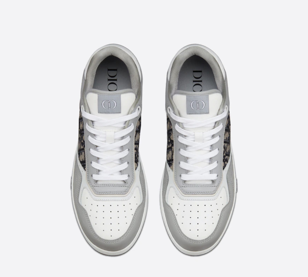 Dior B27 Low Top Sneakers, Dior sneakers,dior women's,DIOR women's shoes,dior style,dior online shop,Christian Dior,dior on s